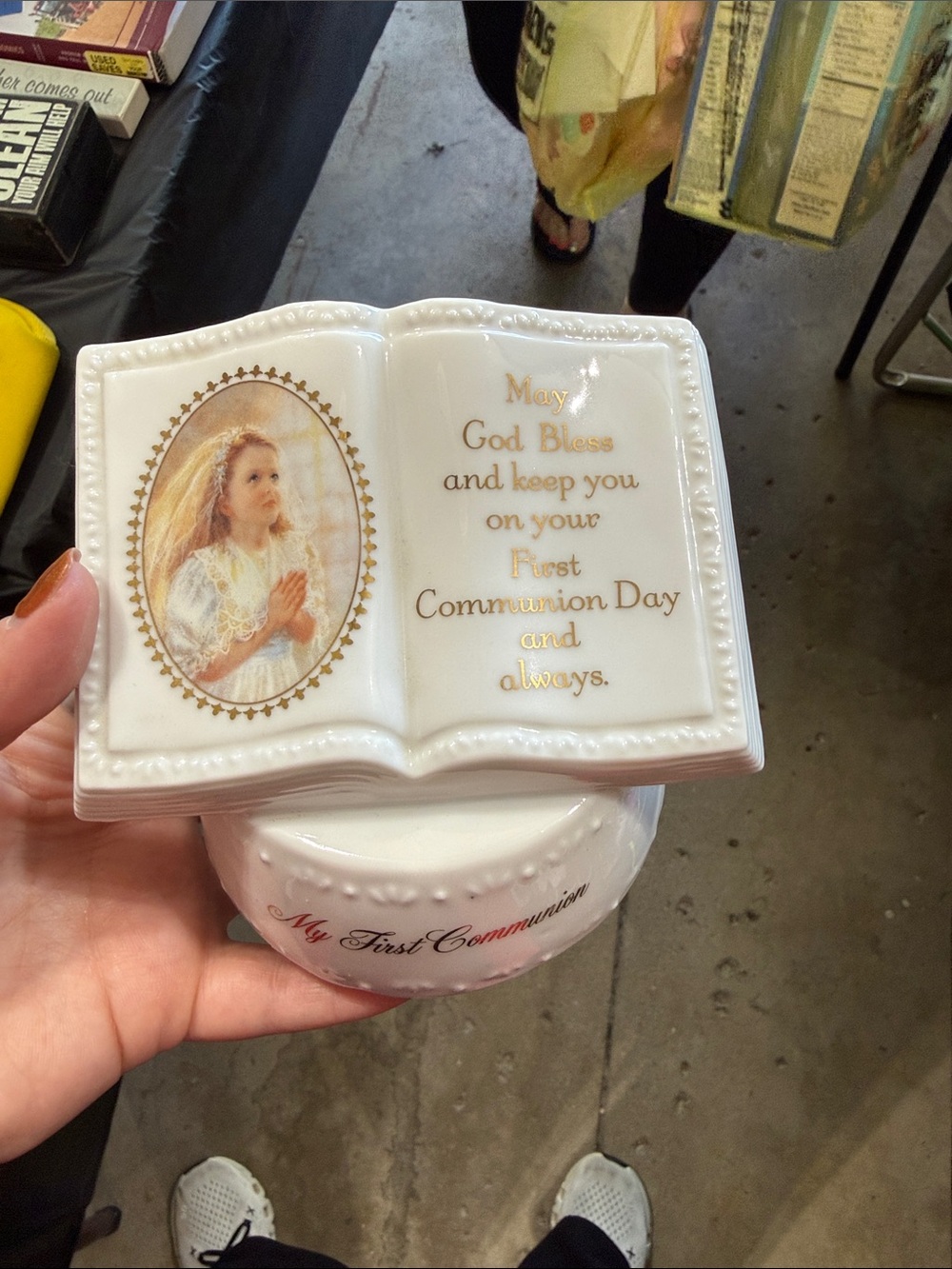 First Communion Porcelain Music Box - White with Gold Trim